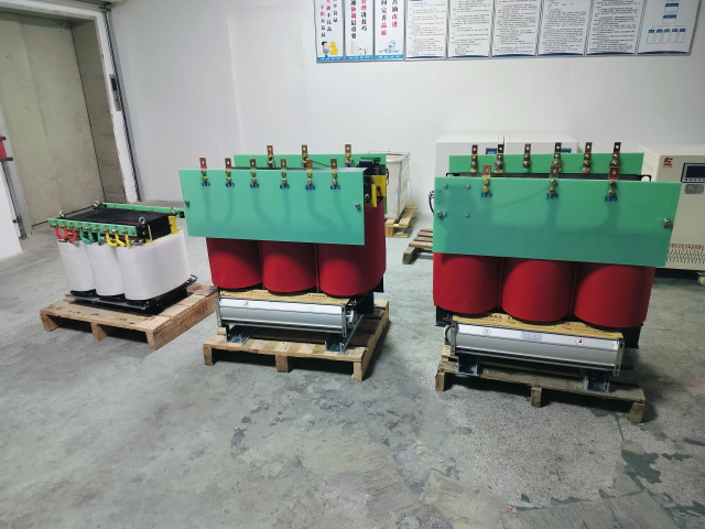 西湖KS11-1000KVA矿用变压器